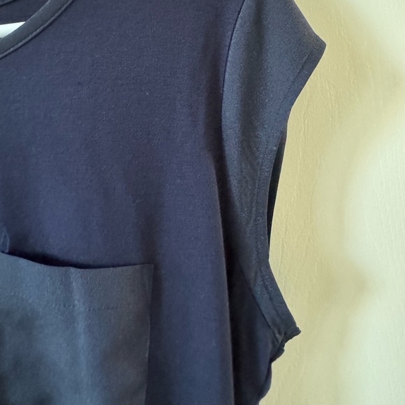 Calvin Klein Navy Sleeveless Top… S…Round Neck, Patch Pocket Front NWT - Picture 3 of 10